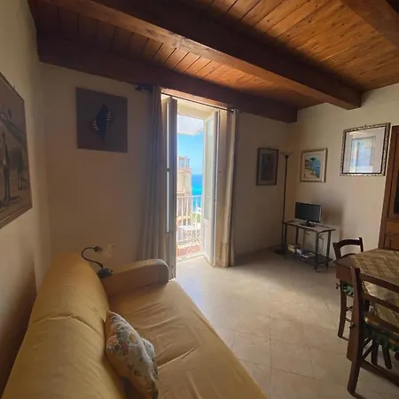 Affaccio Su Stromboli Apartamento