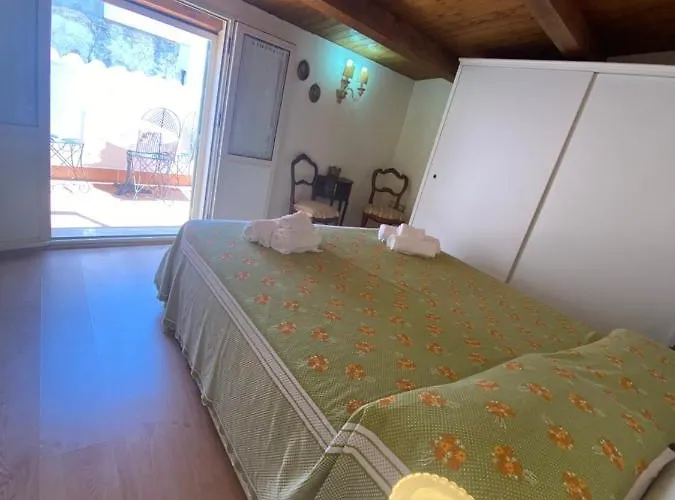 Affaccio Su Stromboli *